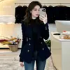 2026 Nuevo blazer azul marino de doble botonadura de alta gama estilo francés para mujer, chaqueta ligera de resorte entallada estilo commuter de lujo ligero