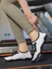 Zapatos de fitness para interior, zapatos de yoga, zapatillas deportivas para mujer, especializados para entrenamiento aeróbico, cuerda para saltar, baile, silenciosos, antideslizantes, amortiguadores para uso en casa
