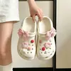 Calçado de Verão para Exterior Sem Cheiro Sem Ruído Sapatos com Furos Feminino 2026 Novo EVA Antiderrapante Resistente a Odores Solado Macio Suporte ao Arco do Pé Confortável