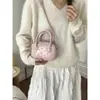Bolsa Mini de Couro em Relevo Exclusiva para Mulheres 2026 Nova Versátil Bolsa Transversal Primavera e Verão Mais Vendida Pequena Quadrada