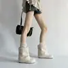 Botas Cortas Lindas Estilo Coreano Lunares Botas de Media Pantorrilla para Mujer 2026 Otoño Nueva Llegada Aumento Oculto de Altura Suela Gruesa Botas de Moda