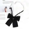 Pajarita de Plumas Femenina Uniforme Jk Color Sólido Estilo Academia Camisa Accesorios de Uniforme Escolar Traje de Marinero Decoración de Lazo Accesorio de Moda
