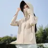 Ropa con protección solar de ala de goma negra desmontable, nueva para verano, transpirable, anti-ultravioleta, chaqueta solar de seda helada