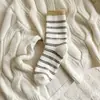 Calcetines de Lana Australiana de Bucle para Mujer Otoño/Invierno Espesos Cálidos Calcetines de Nieve Lindos de Dibujos Animados Calcetines Apilados Versátiles para el Hogar