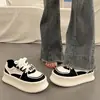 Zapatillas Deportivas Blancas de Plataforma Gruesa Populares para Mujer, Zapatillas Versátiles de Nicho, Nuevas Zapatillas Deportivas Casuales de Altura Creciente para Primavera y Otoño 2026