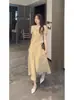 Conjunto de Moda Lujoso y Único con un Ambiente de Alta Gama, Nuevo Estilo Verano 2026, Top de Cuello Cuadrado y Falda de Campana Inspirados en Chanel para Mujer