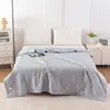 Conjunto de Presente Caixa com Colcha de Verão, Colcha Fina de Verão para Crianças, Colcha de Verão de Algodão Lavável, Presente Promocional para Celebração de Inauguração de Loja, Colcha de Ar Condicionado
