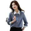 Nueva camisa de contraste de color con rayas azules para mujer de principios de otoño de 2026, top de nicho estilo francés, camisa elegante de alta gama para mujeres petite