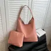 Bolsa Tote de Grande Capacidade para Viagens Transfronteiriças de Luxo para Mulheres 2026 Nova Bolsa Versátil de Mão, Ombro, Sob o Braço
