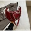 Explosões de Moda Bolsa de Gado para Pendular 2024 Novo Design de Nicho Bolsa Transversal Couro Encerado Vintage Bolsa de Ombro Feminina