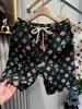 Liquidação Bermuda Floral Masculina Marca Trendy 2026 Novo Verão Solta Plus Size Fina Casual Comprimento do Joelho Shorts
