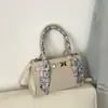 Bolsa de mão de alta qualidade com temperamento de moda transfronteiriça, simples, versátil, moderna, de ombro único, transversal, estilosa, casual, para o dia a dia, bolsa Kelly