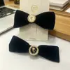 Pinza para el Cabello con Forma de Corazón y Lazo de Terciopelo Negro, Estilo Chanel, Elegante Accesorio Vintage Francés para el Cabello