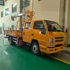 Camión grúa azul Matrícula Nacional VI con grúa telescópica hidráulica de brazo recto para levantar, cargar y transportar materiales de construcción, camión grúa multifuncional