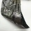 Tela de terciopelo arrugado en toda la superficie con relieve dorado, tela plisada lavada con brillo tridimensional para vestidos de gala y camisas