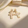 Pendientes Únicos de Textura Dorada Estilo Europeo y Americano de Nicho de Alta Gama, Pendientes Exagerados y Únicos Hermosos, Accesorios de Oreja Elegantes al por Mayor