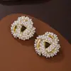 Pendientes de Perla con Diamantes Exagerados Completos para Mujer, Diseño Personalizado, Pendientes de Botón de Perla de Alta Gama en Forma de C, Venta al por Mayor Transfronteriza