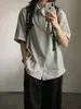 Camiseta de Manga Corta a Rayas con Cuello Polo Falsa de Dos Piezas Estilo High Street Americano para Hombre, Diseño Holgado, Top Versátil Casual de Nicho