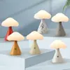 Luminária de Mesa Cogumelo Transfronteiriça para Cabeceira Sentido Avançado Criativa com Toque Recarregável para Mesa de Escritório Restaurante Café Lâmpada de Ambiente