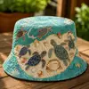 Colección de sitios web independientes transfronterizos nuevos de 2026: Sombrero de pescador y sombrero para el sol versátiles de arcoíris con estampado digital 3D y bordado acolchado, aptos para hombres y mujeres