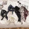 Lenço Triangular Artístico Retrô Estilo Francês de Algodão e Linho para Mulheres, Primavera e Verão, Lenço de Cabeça e Lenço de Pescoço Versátil Casual de Alta Qualidade para Proteger do Sol