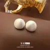 Pendientes Redondos Cepillados de Nicho Europeos y Americanos, Pendientes con Diseño Personalizado Retro en Forma de Anillo, Pendientes Pequeños, Sencillos y Versátiles para Mujer