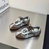 Zapatos de Entrenamiento Alemanes para Aumentar la Altura con Banda de Doble Color para Mujer 2025 Primavera Nuevos Suela Suave Lazo de Cuentas Malla Forrest Gump Zapatos Casuales