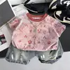 Conjunto de Verão para Meninos 2026 Novo Estiloso Bebê Manga Curta Shorts Jeans Infantil Verão Estilo Coreano Conjunto de Duas Peças Tendência