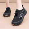 Nuevos Zapatos de Mujer Primavera 2026, Zapatos Deportivos Casuales de Malla, Zapatos Versátiles y Cómodos para Mamá Que No Cansan los Pies, Zapatos de Mujer para Exportación
