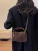 Bolsa Transfronteiriça para Mulheres, Bolsa Quadrada Pequena de Veludo de Couro de Veado Maillard, Bolsa Versátil Tipo Almofada para Outono e Inverno, Bolsa de Ombro Transversal para o Trabalho, Bolsa Feminina