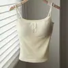 Camisola de renda Dopamine com bojo para mulheres, novo estilo primavera/verão, adequada para usar por baixo ou por cima, corte justo, top puro e sedutor