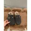 Pantuflas de felpa con suela gruesa y forro polar para abrigarse, medias zapatillas de punta cerrada para usar en exteriores Sandalias planas tipo Birkenstock de lana para mujer Otoño/Invierno 2026