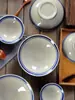 Cuenco Pequeño de Cerámica Rústica Antiguo para Uso Comercial en Restaurantes de Hot Pot, Cuenco Pequeño para Ingredientes, Cuenco para Platos, Cuenco Plano con Borde Azul de Doble Línea, Cuenco de Arroz de Cerámica