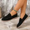 Zapatos de Vestir Individuales Perezosos Transfronterizos Europeos y Americanos 2025 Gamuza Comercio Exterior Estilo Nuevo Fondo Plano Talla Grande Mocasines Slip-on Venta al por Mayor Talla Grande