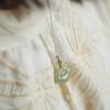 Jade Natural Hetian Ruyi de Agua Soleada Candado de Paz Color de Agua Soleada Material Qinghai Diseño de Nicho Simple Moda Estilo Femenino