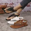 Comercio Exterior Tallas Grandes Verano 2026 Nuevas Sandalias Mujer Anillo en el Dedo del Pie de Flor Europea Americana Sandalias Planas Chanclas Zapatos de Playa