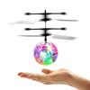 Aeronave elétrica com sensor humano, grande sucesso de vendas internacionais, bola de cristal colorida, helicóptero suspenso, brinquedo infantil com luzes.