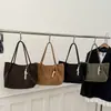 Bolso Retro Transfronterizo, Versátil para Viajar al Trabajo, Casual y Sencillo, Bolso Tote, Bolso de Gran Capacidad, Bolso de Hombro