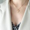 Collar con colgante de póker en forma de corazón, estilo francés, con diseño cuadrado, personalidad gráfica, chapado en oro, joyería de gran venta transfronteriza.