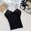 Linda Camisola Feminina com Costas Pequenas 2024 Novo Verão Estilo Francês Retrô com Bojo para Usar por Baixo ou por Cima Ajuste ao Corpo Peça de Base
