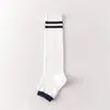 Meias Brancas com Listras Duplas para Mulheres, Estilo Primavera e Outono, Respiráveis, Estilo Trendy Ins, Versão Coreana de Outono, Meias Esportivas de Cano Médio