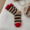 Meias de Lã para Mulheres, Modernas e Versáteis para Outono e Inverno, Comprimento Médio, Retrô, Não Deformáveis, Espessadas e Quentes, Adequadas para Combinar com Calças Shark para Roupas de Exterior