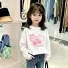 Camiseta de Manga Larga para Niña 2026 Nuevo Primavera Verano Mediana y Grande Infantil Elegante Estilo Coreano Algodón Puro Camiseta Base Dibujo Animado Superior T