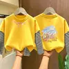 Camiseta de Manga Longa para Meninas Estilo Primavera/Outono 2026 Nova Camada de Base Estilosa para Crianças Top de Algodão Puro Top Falso Duas Peças