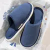 Pantuflas de Algodón 2024 para Hombre, Pantuflas de Felpa Cálidas para Pareja de Otoño e Invierno, Pantuflas Suaves y Cómodas para el Suelo, Pantuflas Silenciosas Antideslizantes al por Mayor