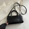 Bolso Pequeño Retro de Alta Gama para Mujer 2025 Nuevo Primavera y Verano Combinable Bolso Cruzado a la Moda Súper Popular Portátil Bolso Cuadrado Pequeño