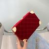 Bolsa Feminina Nova Estilo Primavera em Formato de Caixa, Bolsa Quadrada Pequena de Veludo Dourado, Bordado Clássico com Corrente em Losango, Bolsa Pequena Clássica para Mulheres, Bolsa de Ombro para Atacado