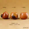 Madera de Durazno Lindo Oso de Dibujos Animados Colgante de Madera Accesorios de Grano de Café Forma de Animal Hecha a Mano Accesorios con Agujero Pasante para DIY