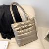 Bolsa de Algodón Espacial Invierno 2023 Gran Capacidad Bolso de Hombro Único Bolso Cruzado Bolso de Terciopelo de Algodón Moda Coreana Estilo Europeo y Americano Bolso para Mujer Tendencia