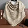 Lenço Xale Elegante Quadrado Jacquard Outono Novo Estilo Coreano Capa de Pescoço Xale Falso Caxemira Lenço de Roupa Feminina
